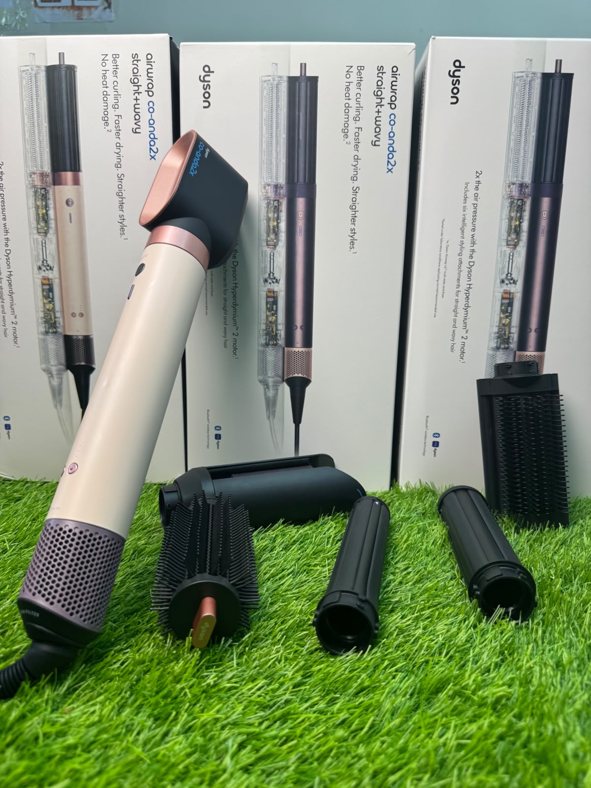 Dyson Airwrap Co-anda2x Multi-Styler and Dryer - attachments