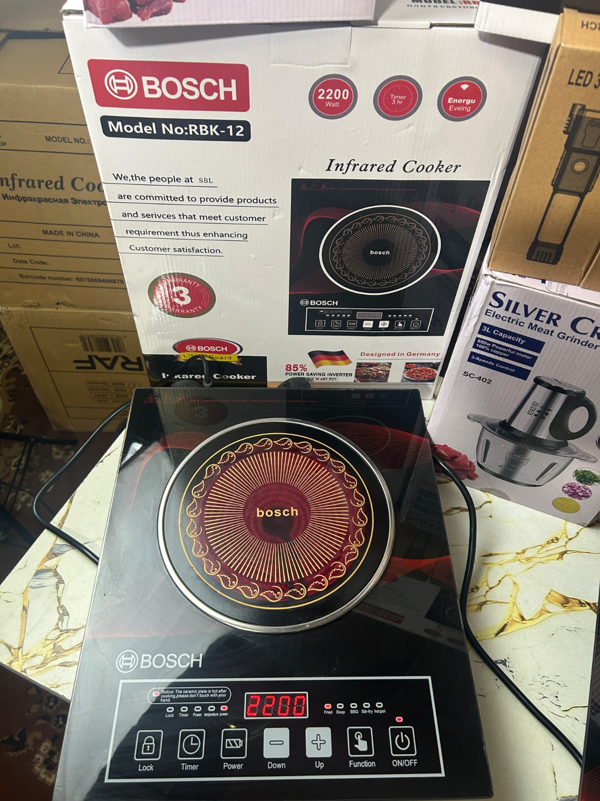 Bosch Premium Infrared Cooker 2200 Watt - in use