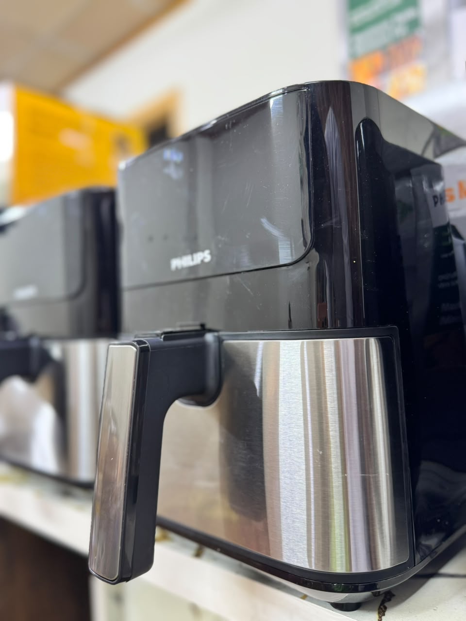 Philips Essential MasterChef Air Fryer 5L - extra view 1