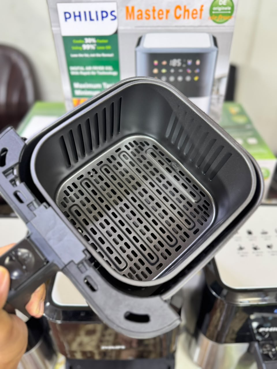 Philips Essential MasterChef Air Fryer 5L - extra view 2