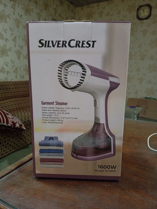 SilverCrest Garment Steamer SC160P 1600W Handheld - in use